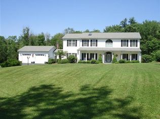 30 Old Stage Rd, Saugerties, NY 12477