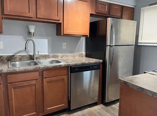 1155 Weybridge Rd, Columbus, OH 43220