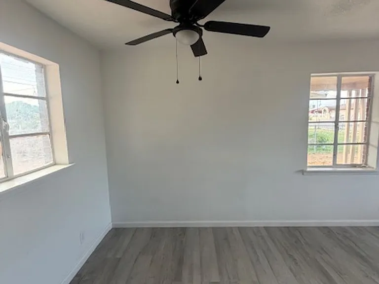 9523 Charleston St — Photo 7