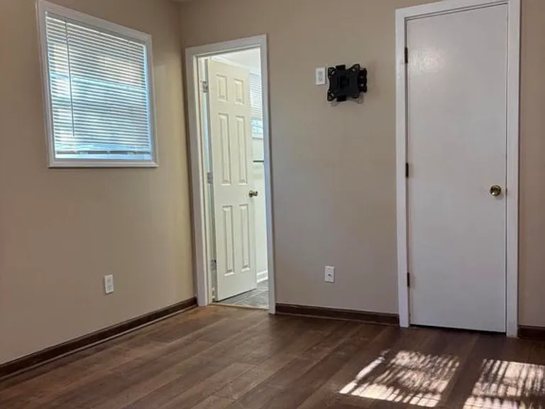 100 S Glen Ct — Photo 15