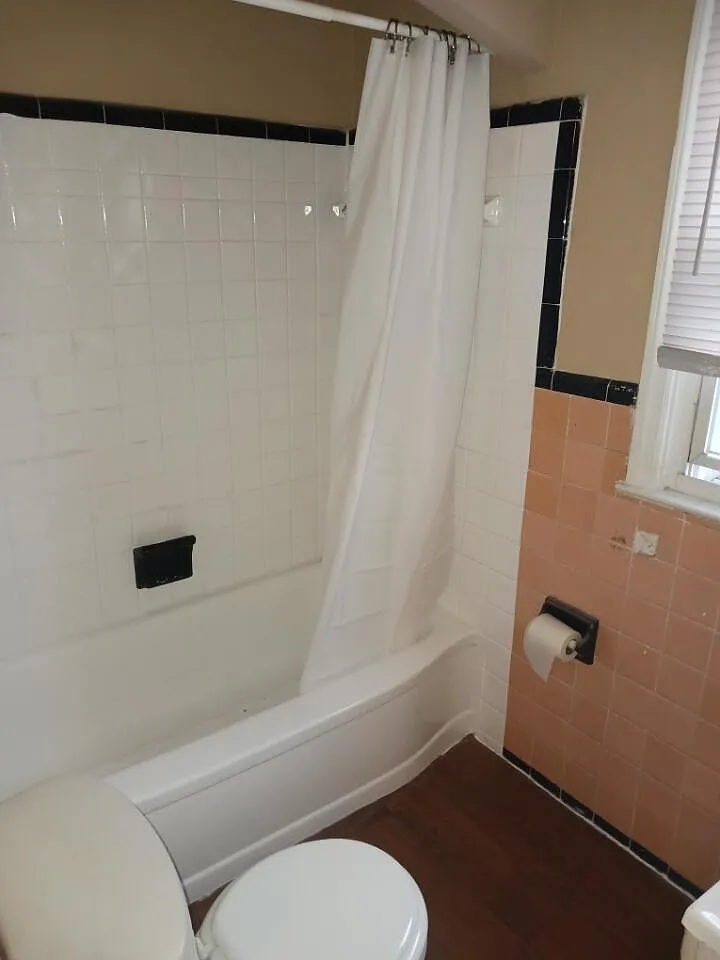 3 bed, 1.5 bath, 1318 sqft, $1,155 — Photo 4