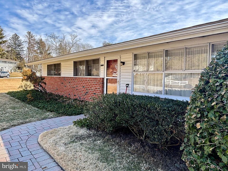 1st image of 6318 Fairfield Dr