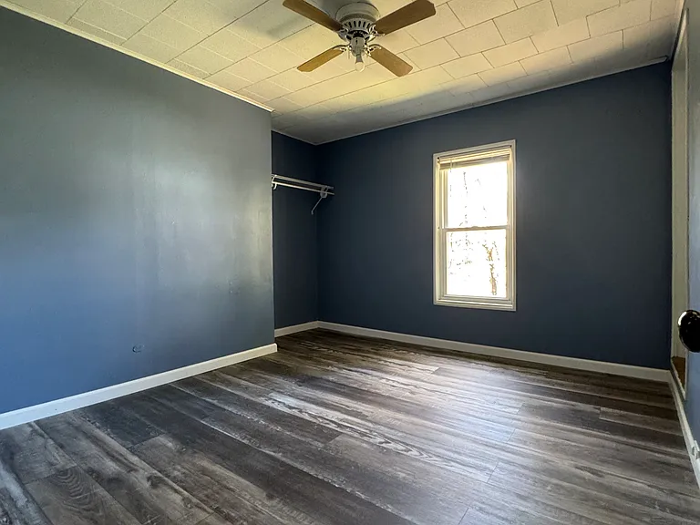 228 Washington Ave — Photo 10