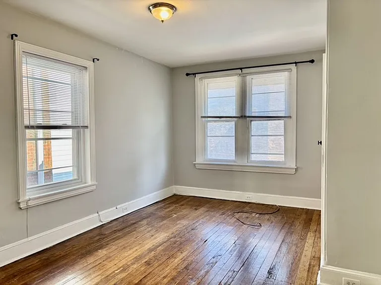 2503 Carpenter St — Photo 17