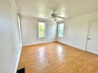 64 Brighton St, Harrisburg, PA 17113
