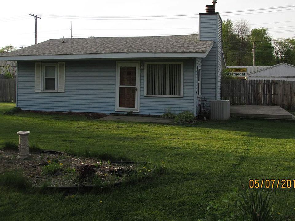 1st image of 3816 York St