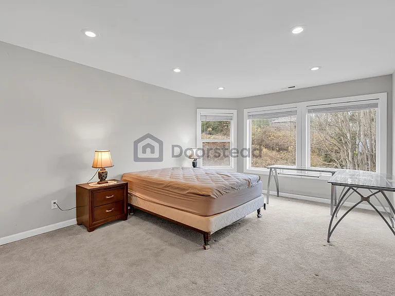 632 Park Ave — Photo 30