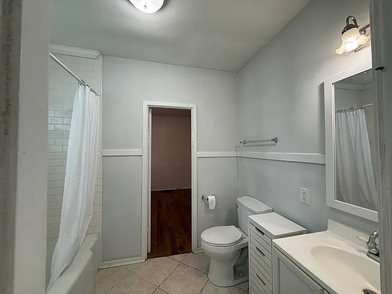 109 Buist Ave — Photo 15