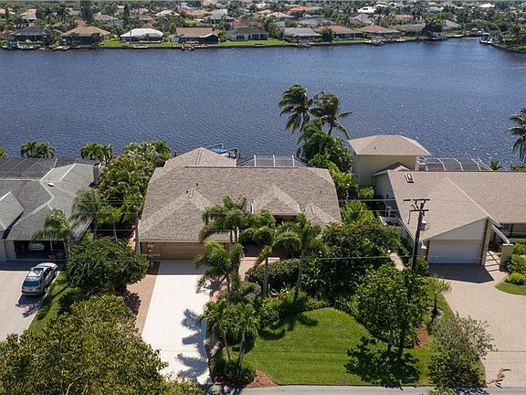 3rd image of 2018 Four Mile Cove Pkwy