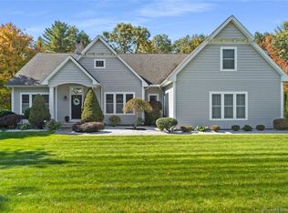75 Chippenwood Ln, Bristol, CT 06010