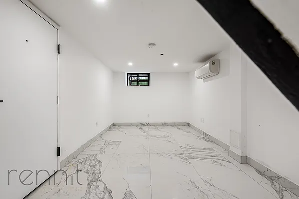 Rented by Rennit Inc. | media 11