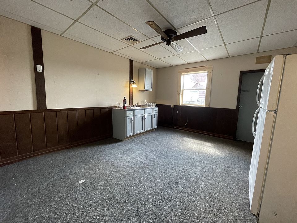 1st image of 1622 W Western Ave #3