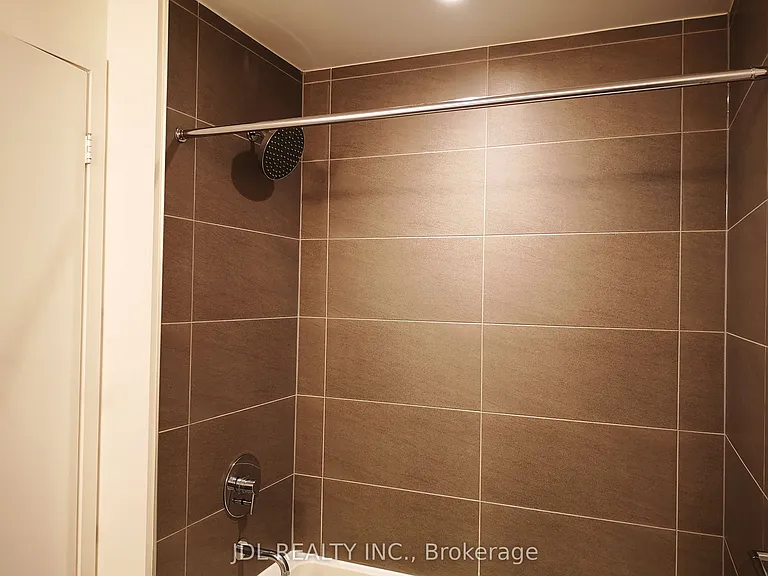 898 Portage Pkwy #5211 — Photo 12