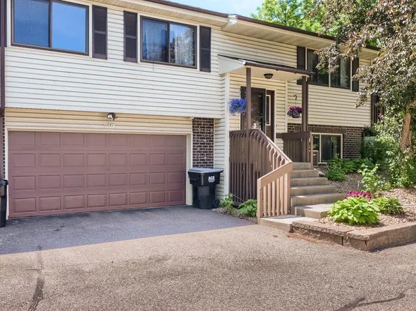 11847 Undercliff St NW, Coon Rapids, MN 55433
