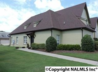 110 Windsor Hill Rd SW, Huntsville, AL 35824