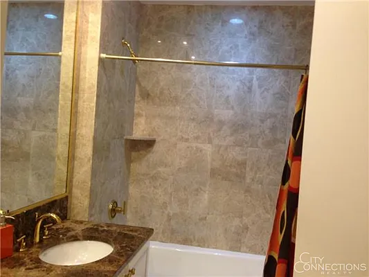 Rented by City Connections Realty | media 22