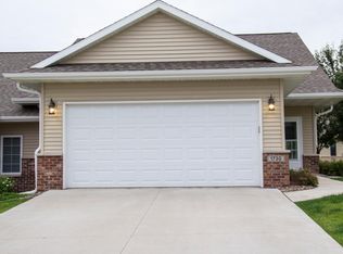 1730 Pine Ridge Dr, Onalaska, WI 54650