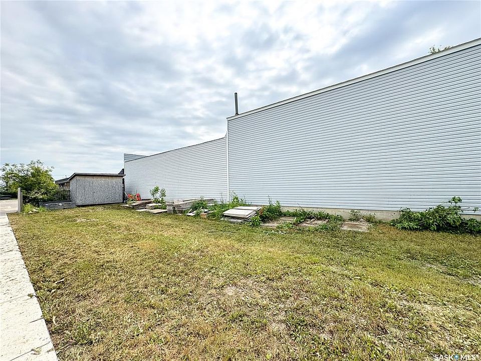 2nd image of 310 Main STREET