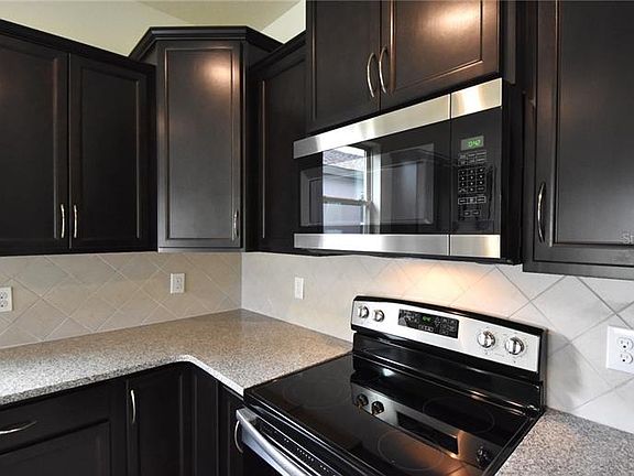 2nd image of 3521 Starkey Dr