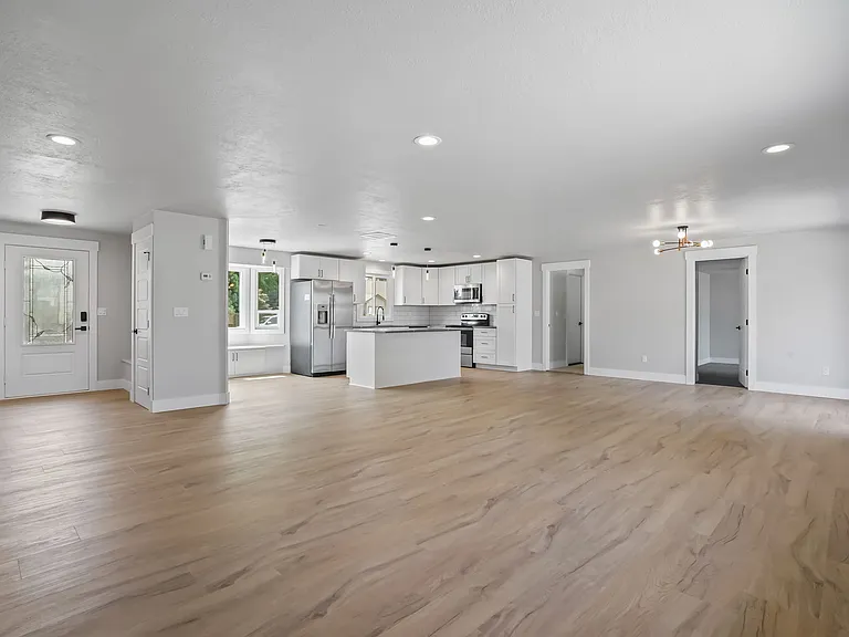 2692 W Gemstone Dr — Photo 13