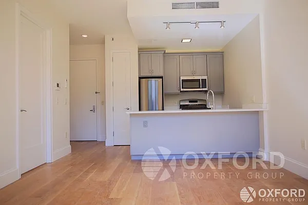 Rented by Oxford Property Group | media 45