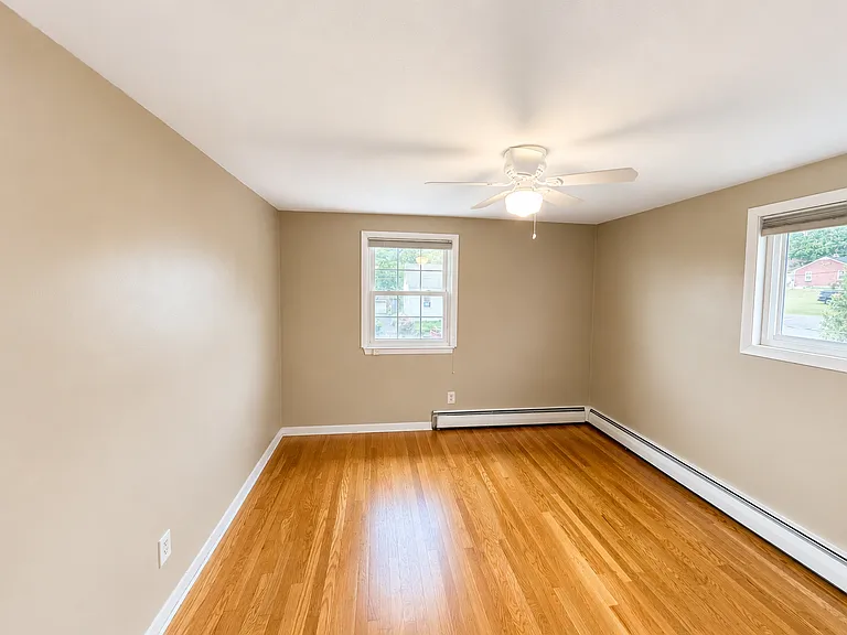 614 Irving Ave #1 — Photo 13
