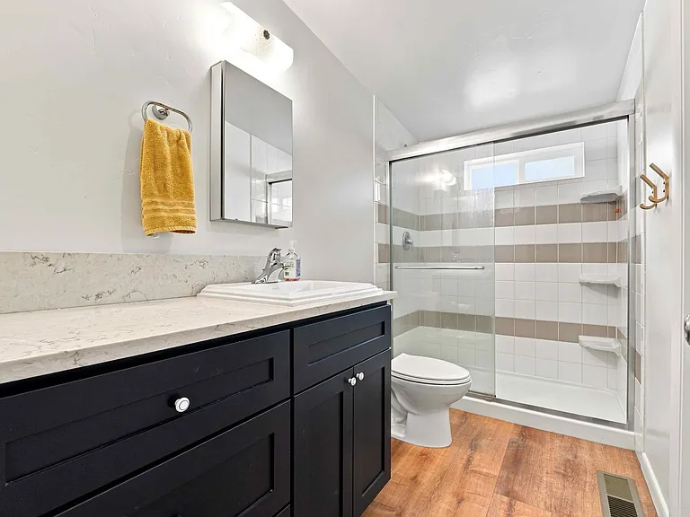 417 N Atlantic St — Photo 15
