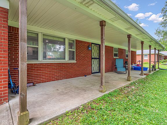 3rd image of 10723 Bradley Dr