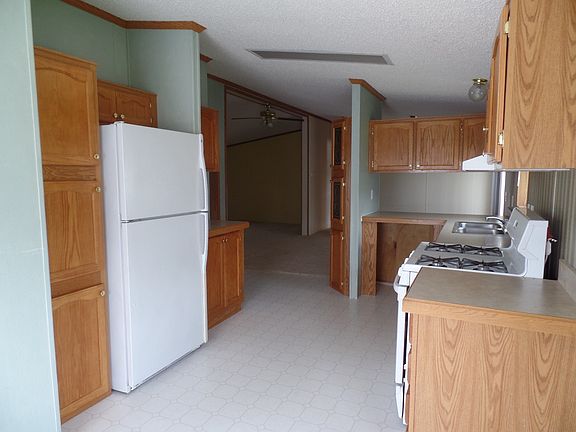 3rd image of 6179 E Wembley Ln