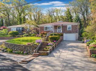 55 Longview Rd, Staten Island, NY 10304