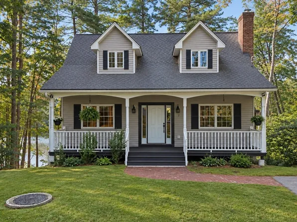 7 Suomi Rd, Gardner, MA 01440