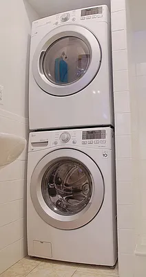 Rented by Nest Seekers International | media 32