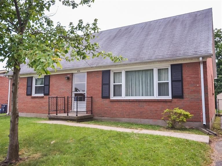 1st image of 634 Warrington Dr