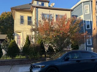 52 Sagamore St, Revere, MA 02151