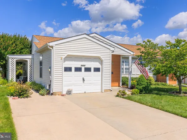 5684 Crabapple Dr, Frederick, MD 21703