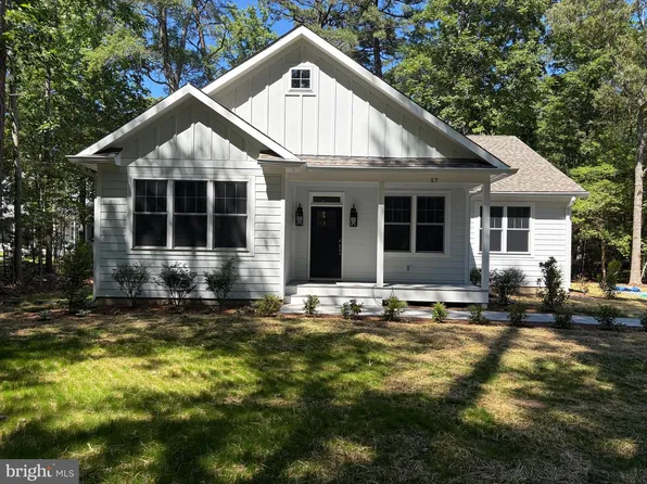 57 Watermans Way, Reedville, VA 22539