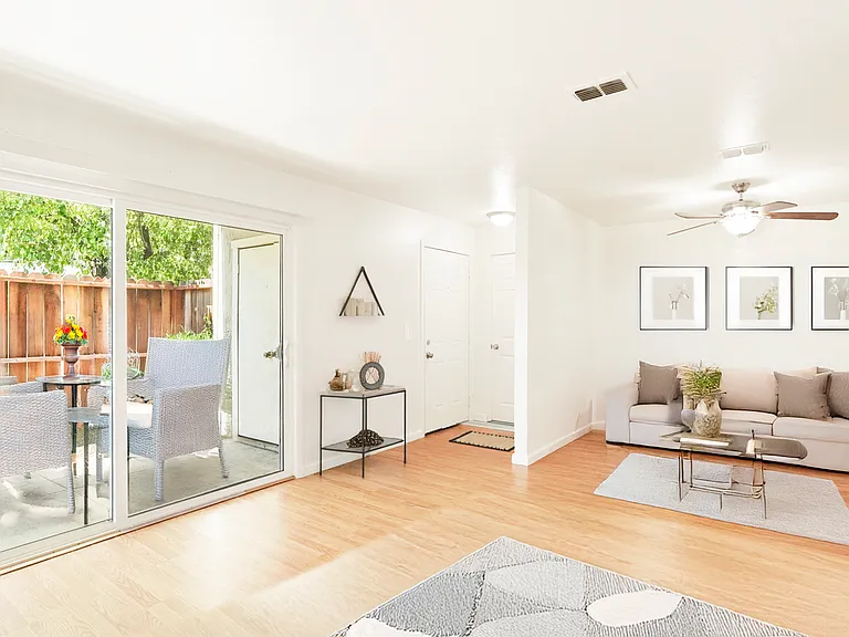 Jasmine Apartments