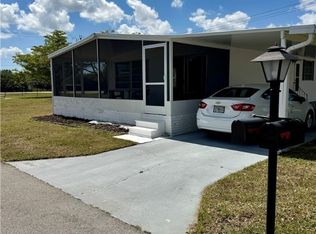 276 Poinsettia Dr, Fort Myers, FL 33905