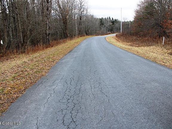 5th image of 175 Connor Road