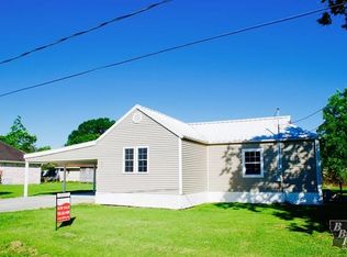 216 Market St, Raceland, LA 70394