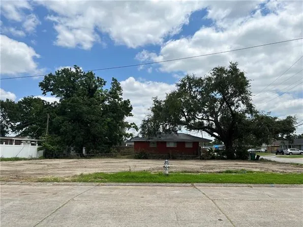 8147 Balter St, Metairie, LA 70003