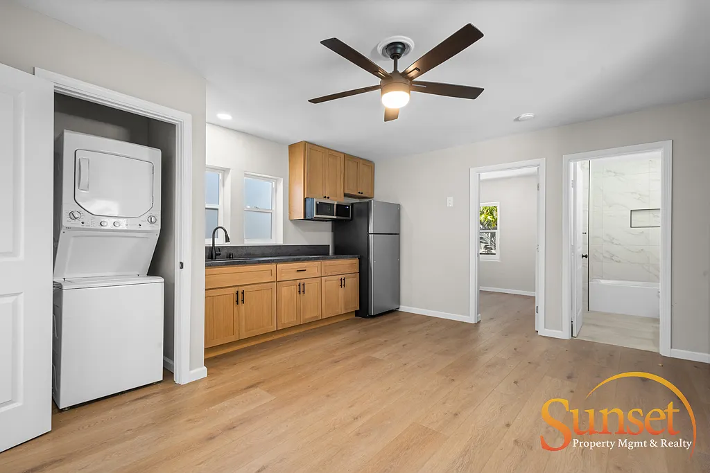 2 bed, 600 sqft, $2,095 — Photo 1