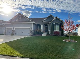 2325 N Lakeside Cir, Andover, KS 67002
