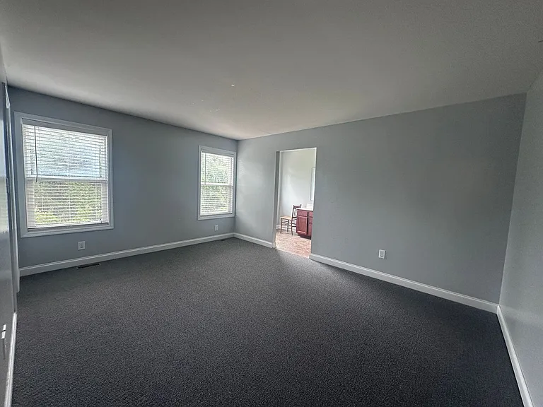 5519 Bannon Crossings Dr — Photo 20