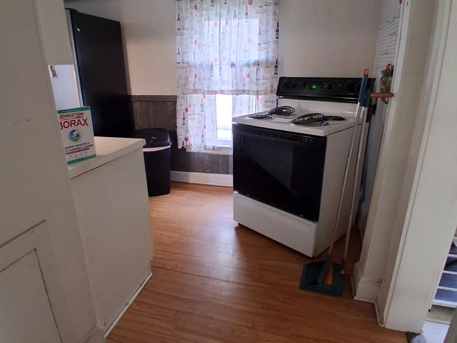 2 bed, 1500 sqft, $1,750 — Photo 3