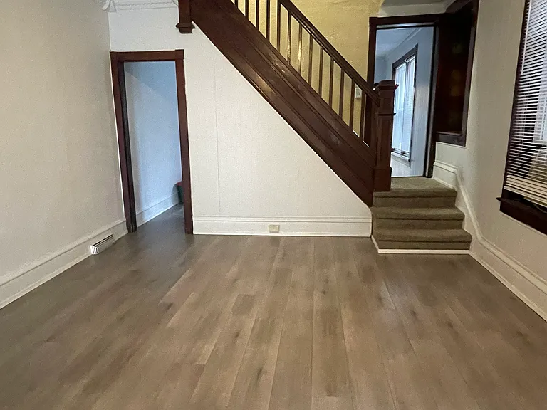 934 Hill Ave — Photo 3
