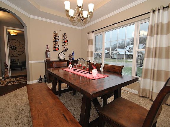 5th image of 12150 Cora Ct