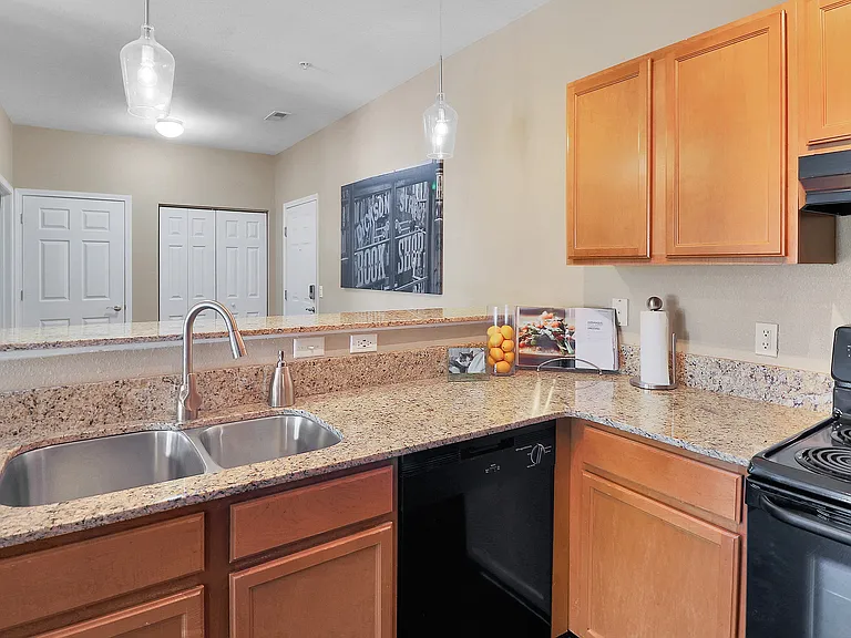 Mountain Ranch Apartments — Photo 6