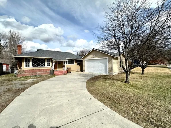 1309 E 37th Ave, Spokane, WA 99203
