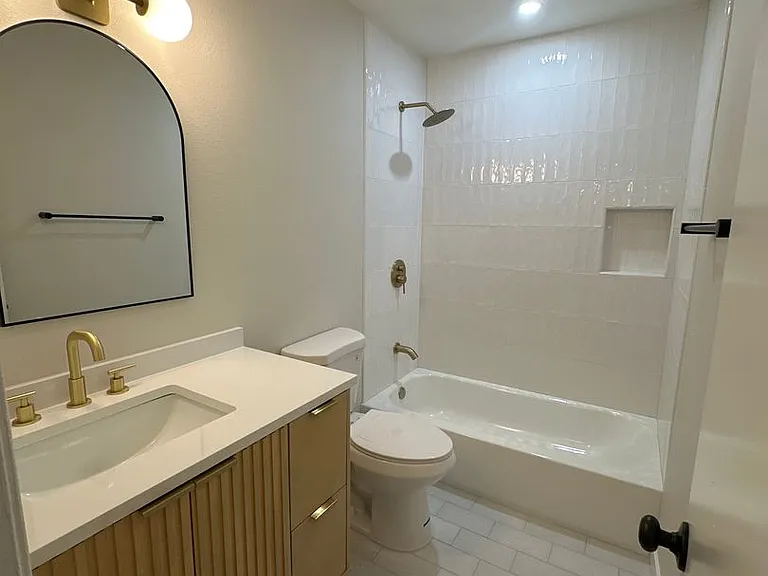 6675 Linda Vista Rd — Photo 20